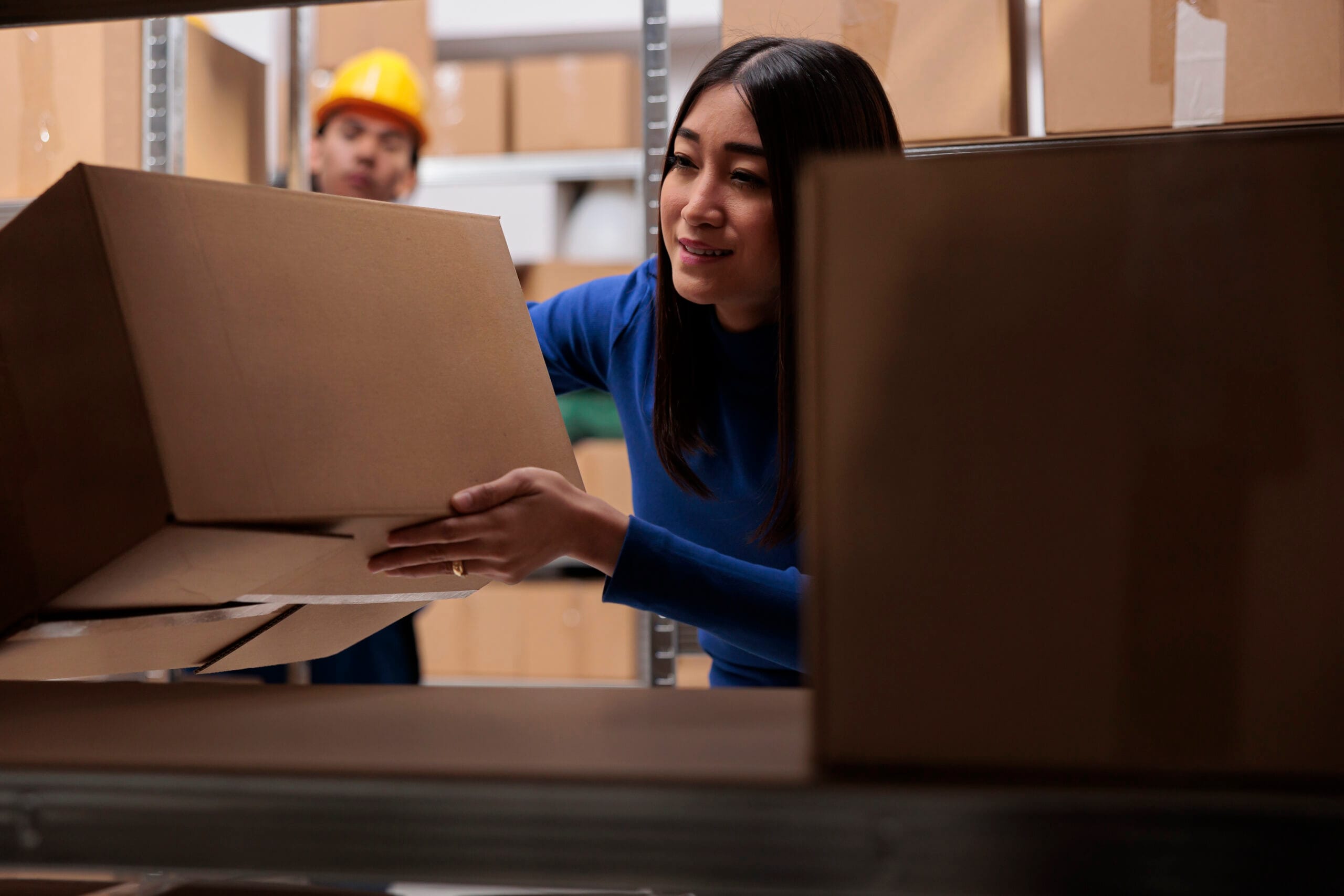 logistics worker providing Amazon FBA services 